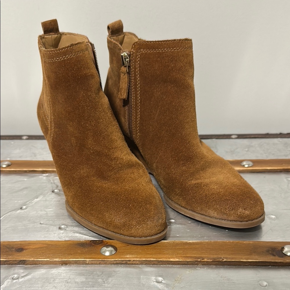 Women's Tan Suede Ankle Boots